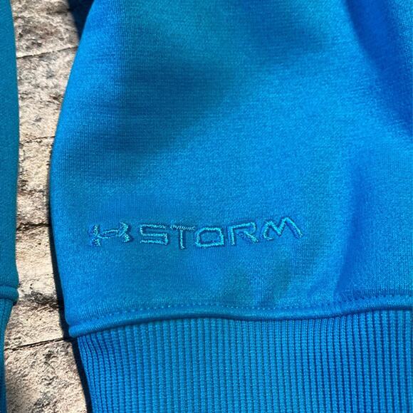 Ladies small Under Armour hoodie - Picture 8 of 9